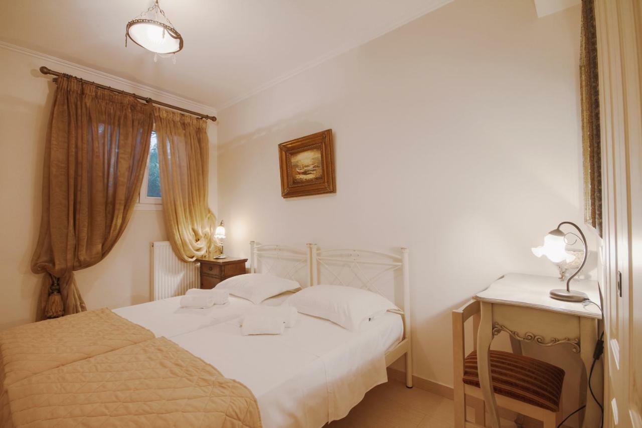 Villa Ellania คอนโตกาลิ ภายนอก รูปภาพ